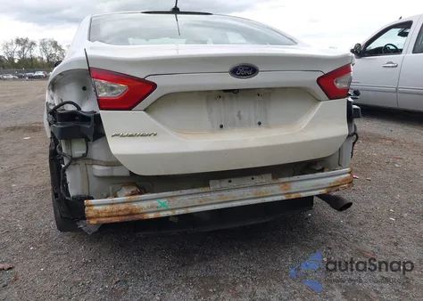 2016 Ford Fusion S z USA, uszkodzony, nr VIN 3FA6P0G71GR395265